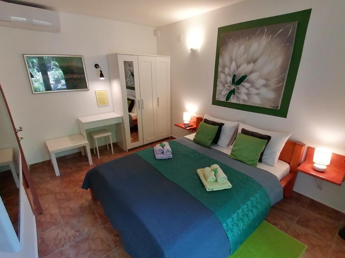 The Forest House Krk 1 Kras Extérieur photo